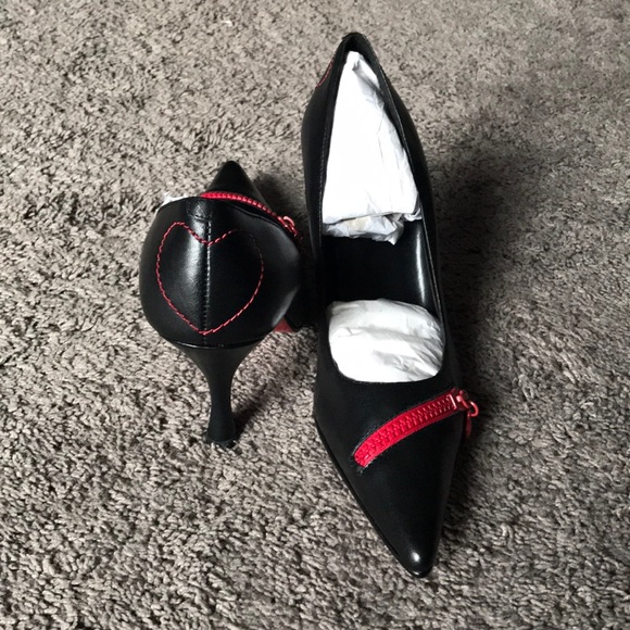 Esprit Heels - Picture 2 of 3